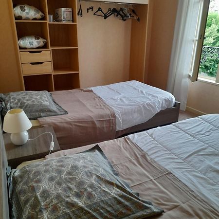 Appartement Du Pont De La Seine Troyes Eksteriør bilde